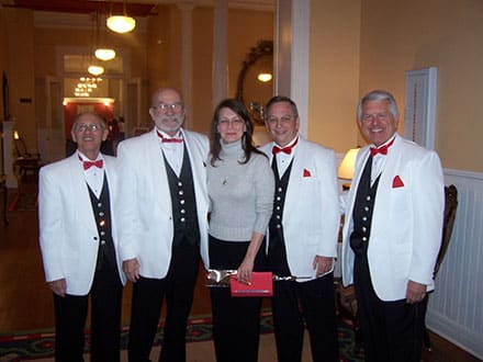 Stone Mountain Barbershoppers to offer Singing Valentines in 2014