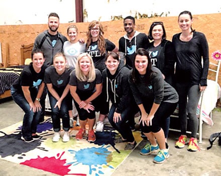 Twitter employees came together to volunteer at Helping Mamas