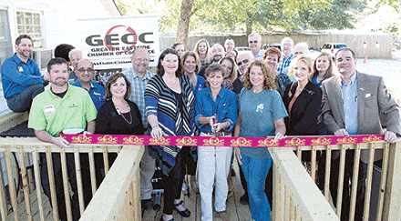 GECC members with Grayson Coffee House owners, Kerin Fraunfelder, Cindy Bruce, and Allison Grier (center), at the ribbon cutting and dedication of the new deck.