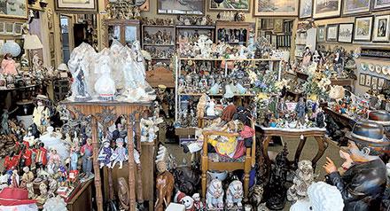 For some, shopping at Fond Memories antique shop bears the satisfaction of an Easter Egg hunt or a “Where is Waldo” game. Can you spot the frog vase at Fond Memories antique shop?