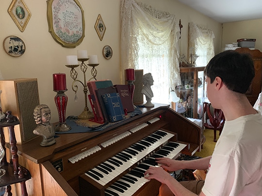  Timothy Jones playing the organ at his home in Norcross, Ga.